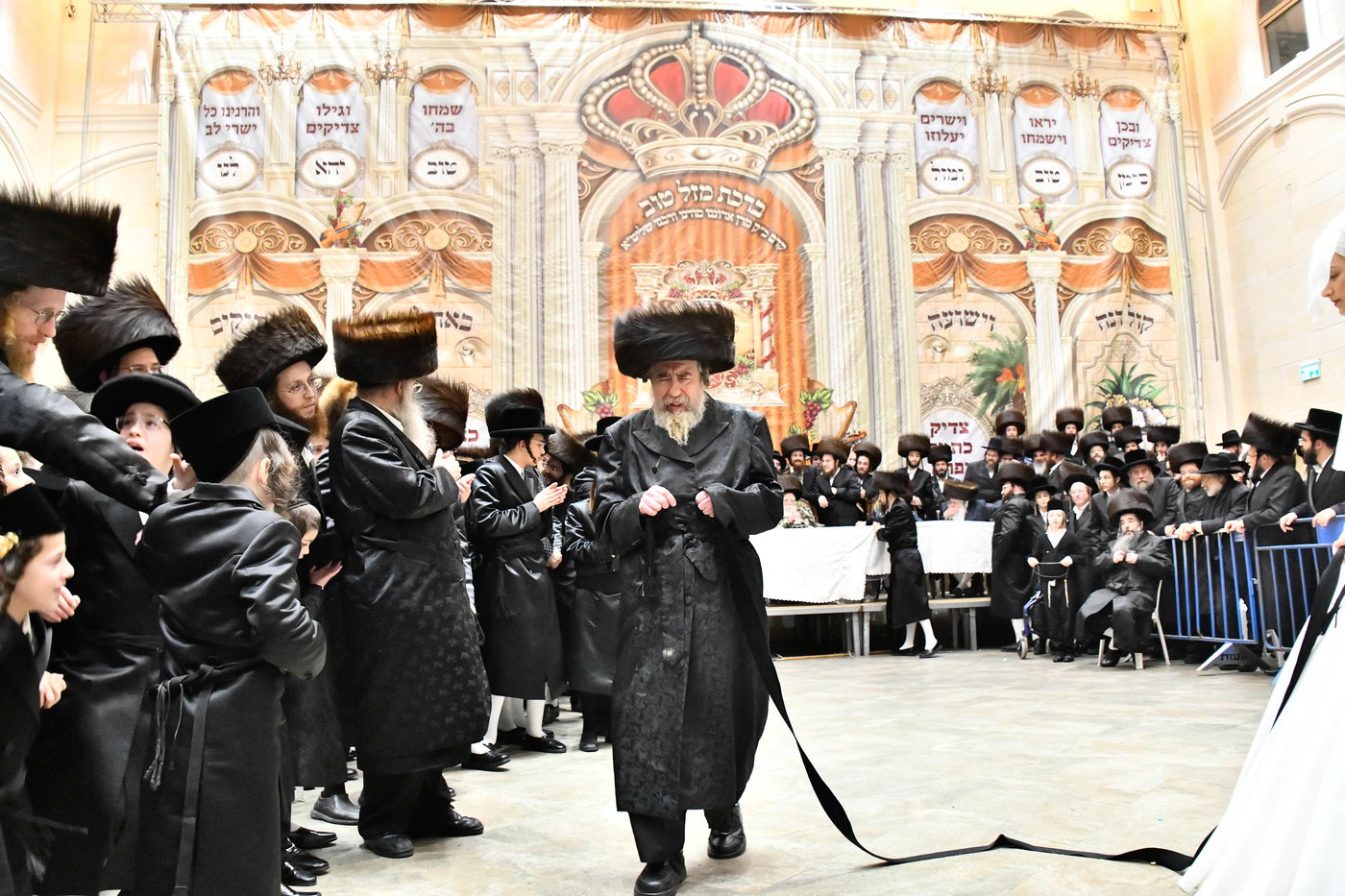 שמחת בית פרמישלאן - רחמסטריווקא - שאץ ויזניץ - לייטשיק