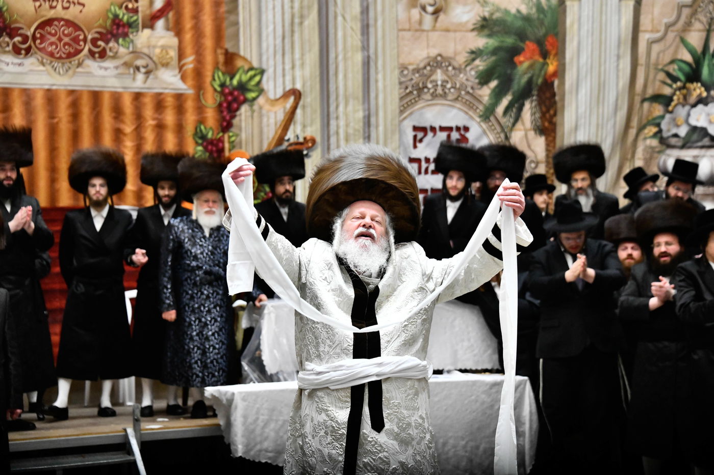 שמחת בית פרמישלאן - רחמסטריווקא - שאץ ויזניץ - לייטשיק