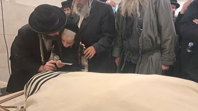 היתום אומר קדיש