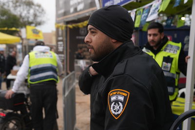 הילולת הבבא סאלי זיע"א: מספר המתפללים העצום - והשוטרים שמשתתפים באירוע
