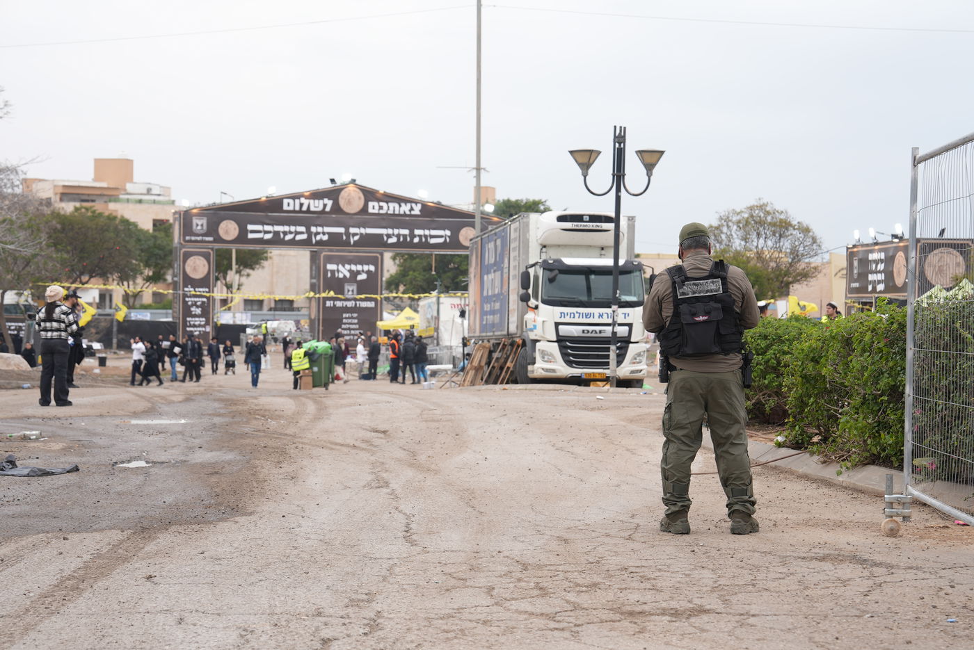 הילולת הבבא סאלי זיע"א: מספר המתפללים העצום - והשוטרים שמשתתפים באירוע
