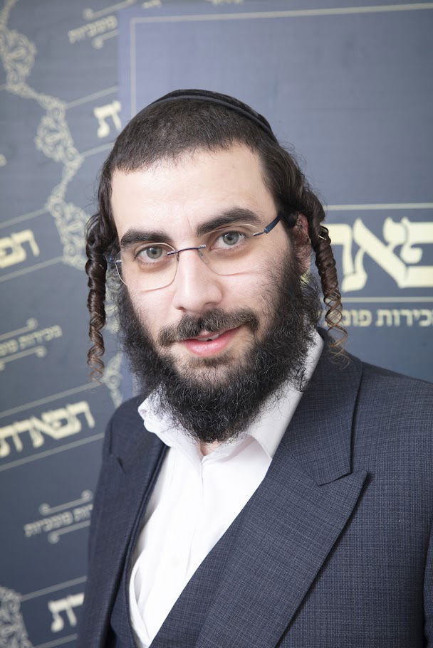 המסע אל העבר שהוא עדיין הווה בבית המכירות "תפארת"

