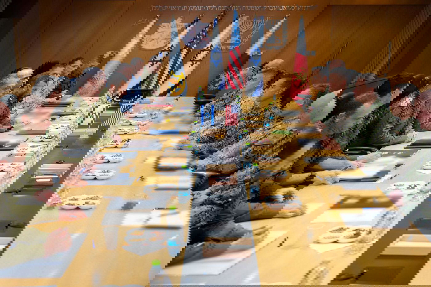 הפגישה, אמש