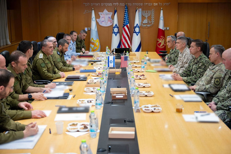 הפגישה, אמש