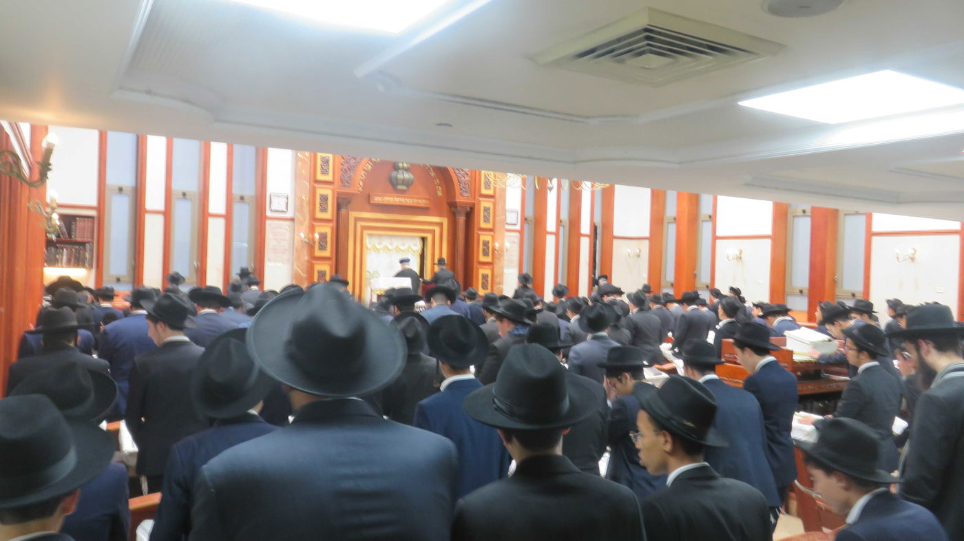 הראשל"צ הגר"י יוסף בביקור בישיבת 'באר יהודה' 