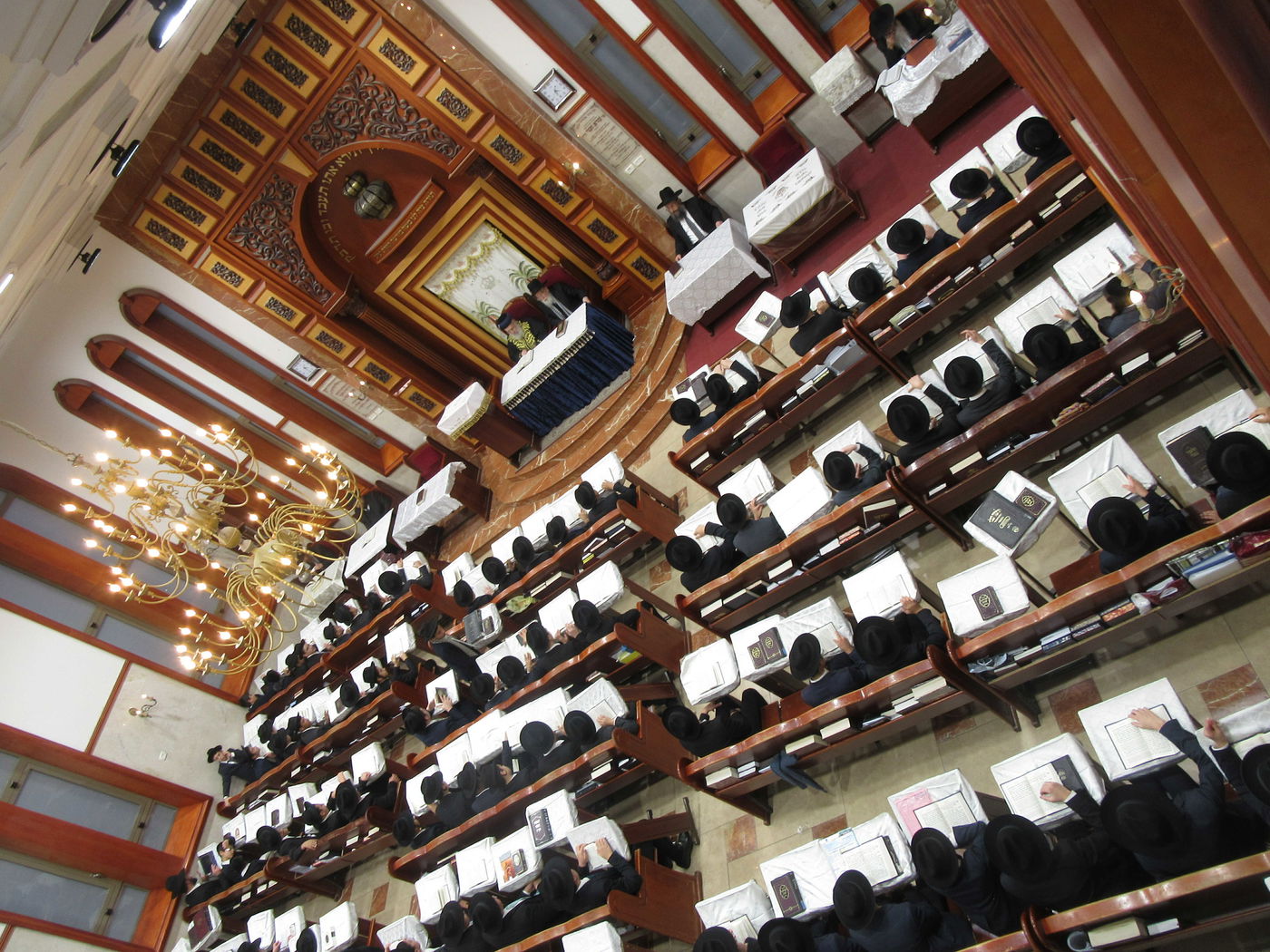 הראשל"צ הגר"י יוסף בביקור בישיבת 'באר יהודה' 