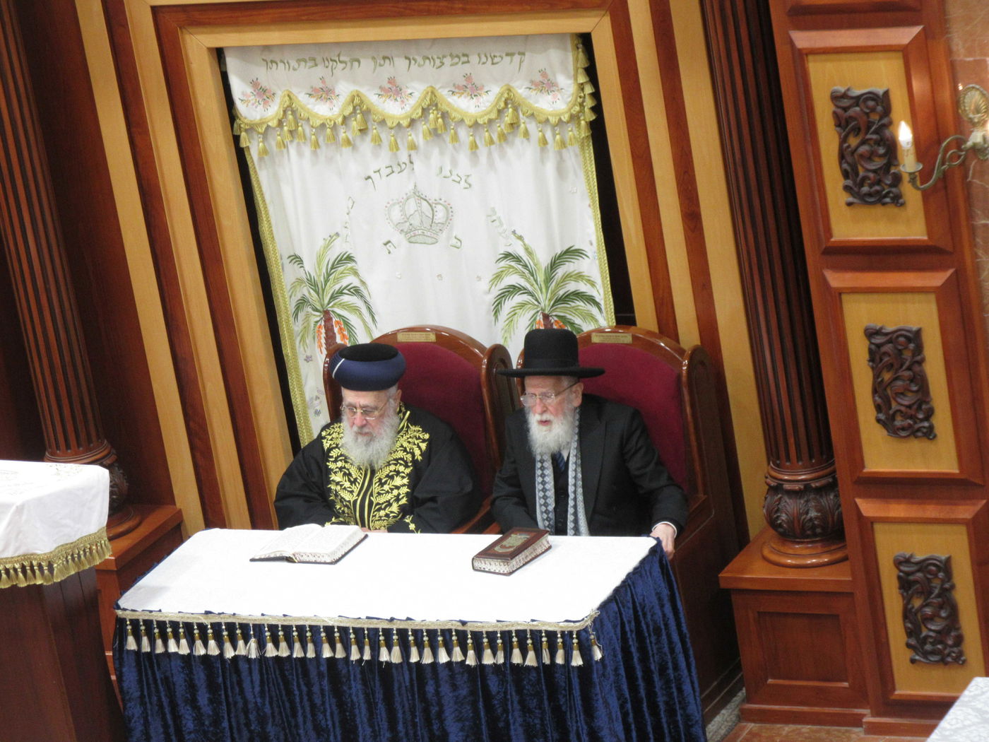 הראשל"צ הגר"י יוסף בביקור בישיבת 'באר יהודה' 