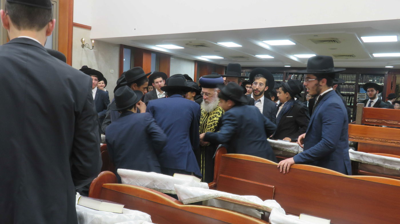 הראשל"צ הגר"י יוסף בביקור בישיבת 'באר יהודה' 