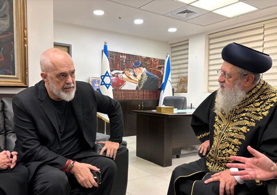 ר"מ אלבניה והראשון לציון