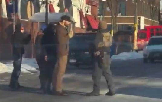 שניות לפני האירוע