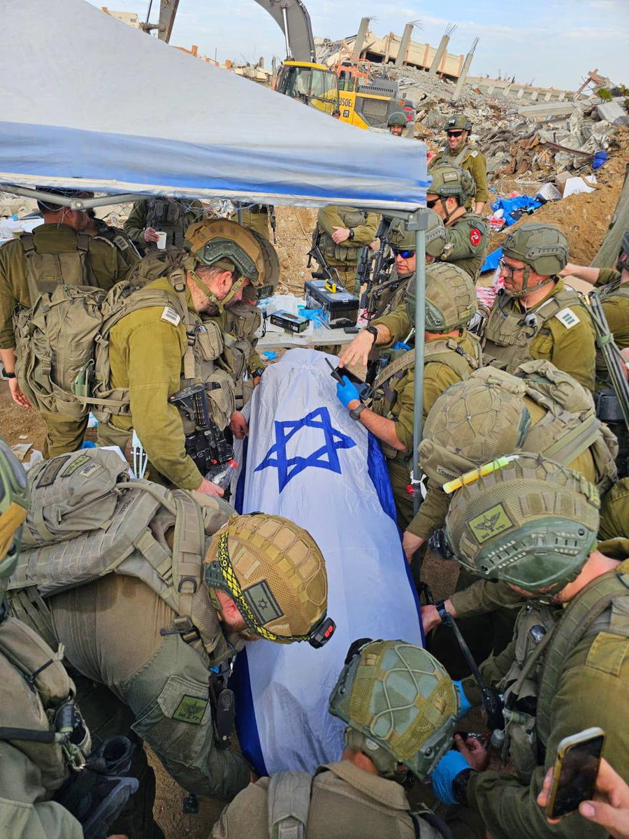 הוריו של רן גואילי הי"ד לרמטכ"ל: "תמסור לכל הצוותים - הם אלופי עולם"