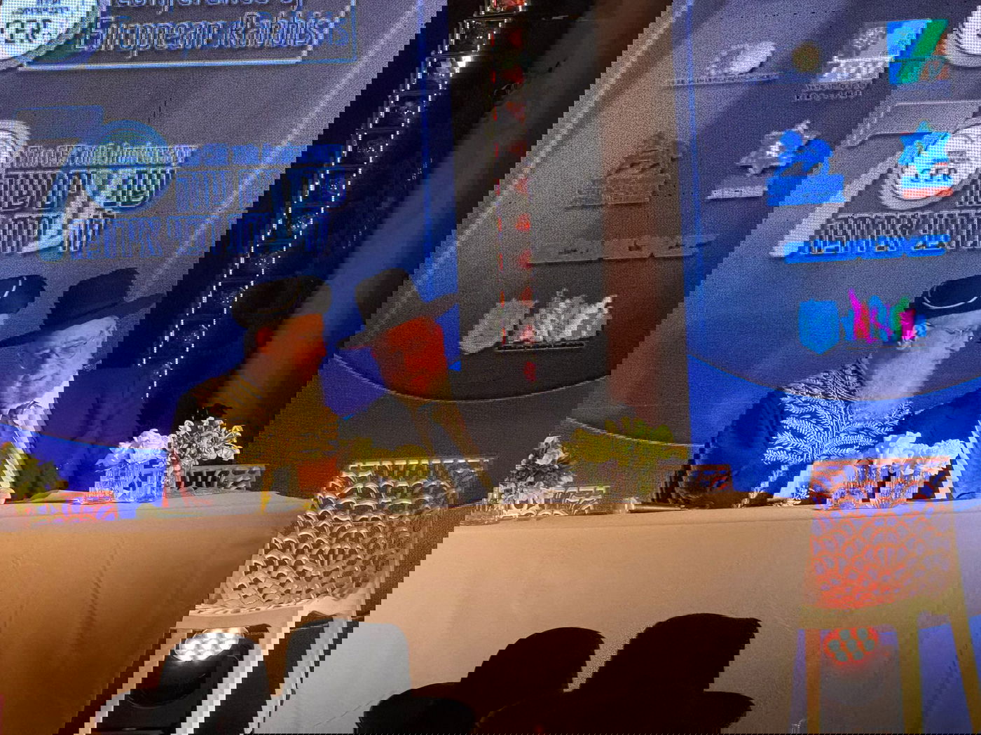 הוועידה מתכנסת בירושלים