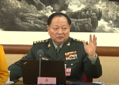 הגנרל גָ'אנְג יוּאוּ-שְׂיָה, סגן יו"ר הוועדה הצבאית המרכזית של סין, 