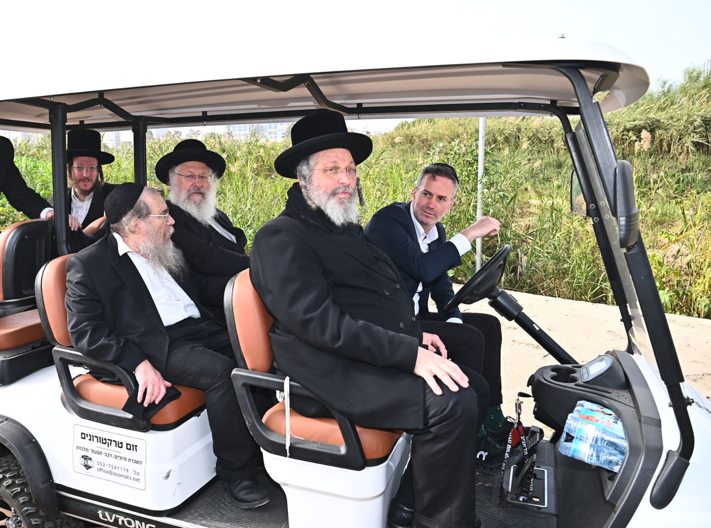 רבני בני ברק בסיור בפארק הענק בצפון העיר להקמת קו עירוב שבת