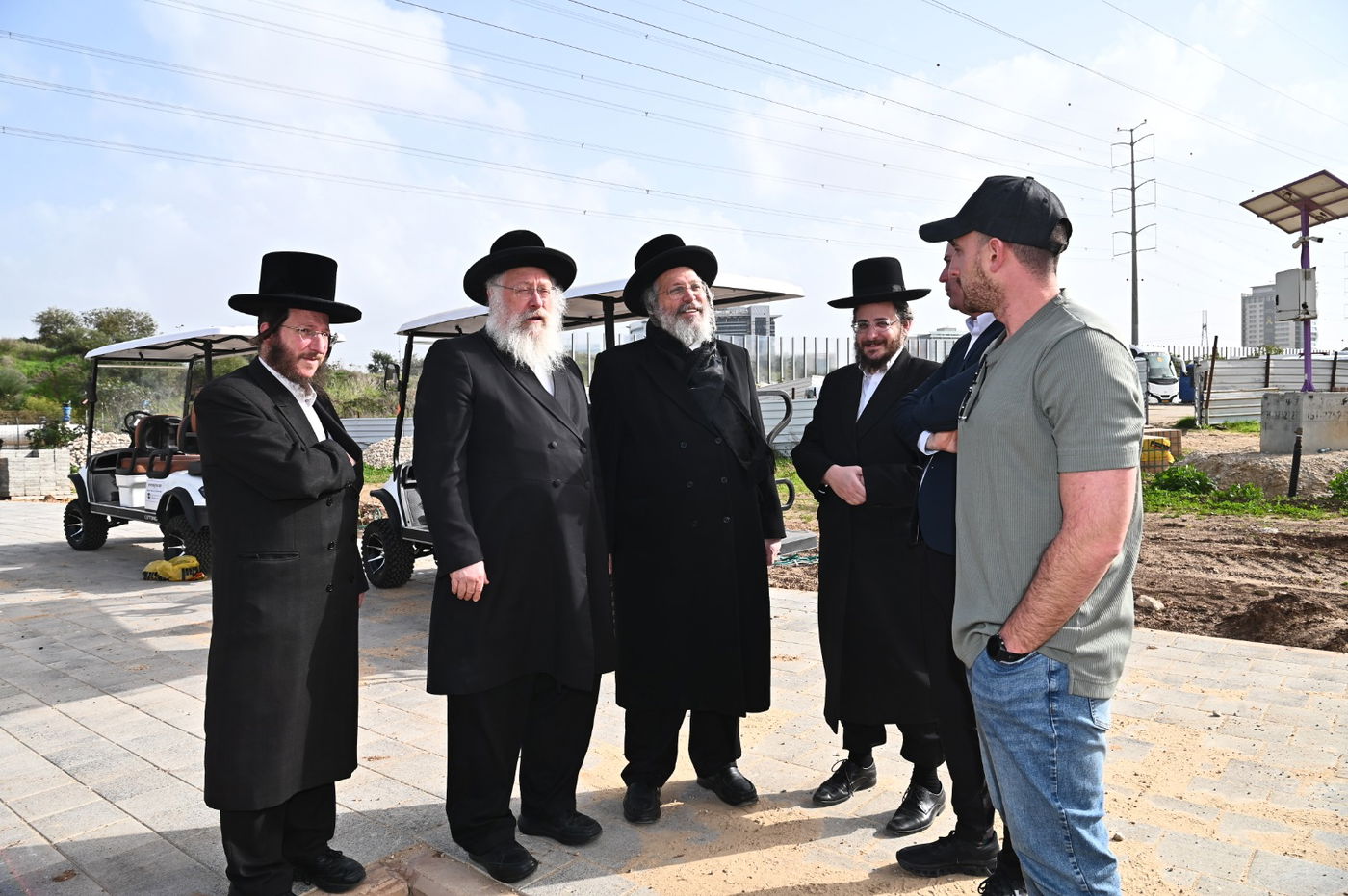 רבני בני ברק בסיור בפארק הענק בצפון העיר להקמת קו עירוב שבת