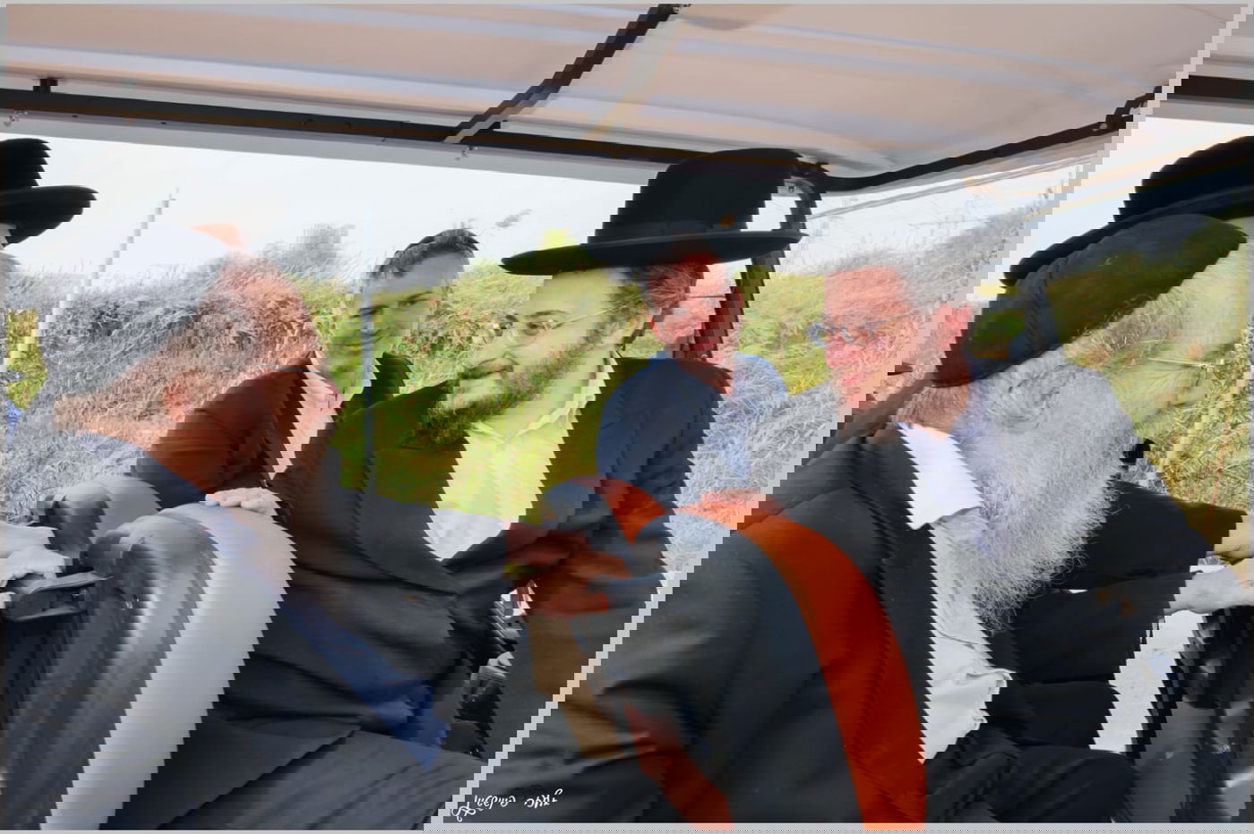 רבני בני ברק בסיור בפארק הענק בצפון העיר להקמת קו עירוב שבת