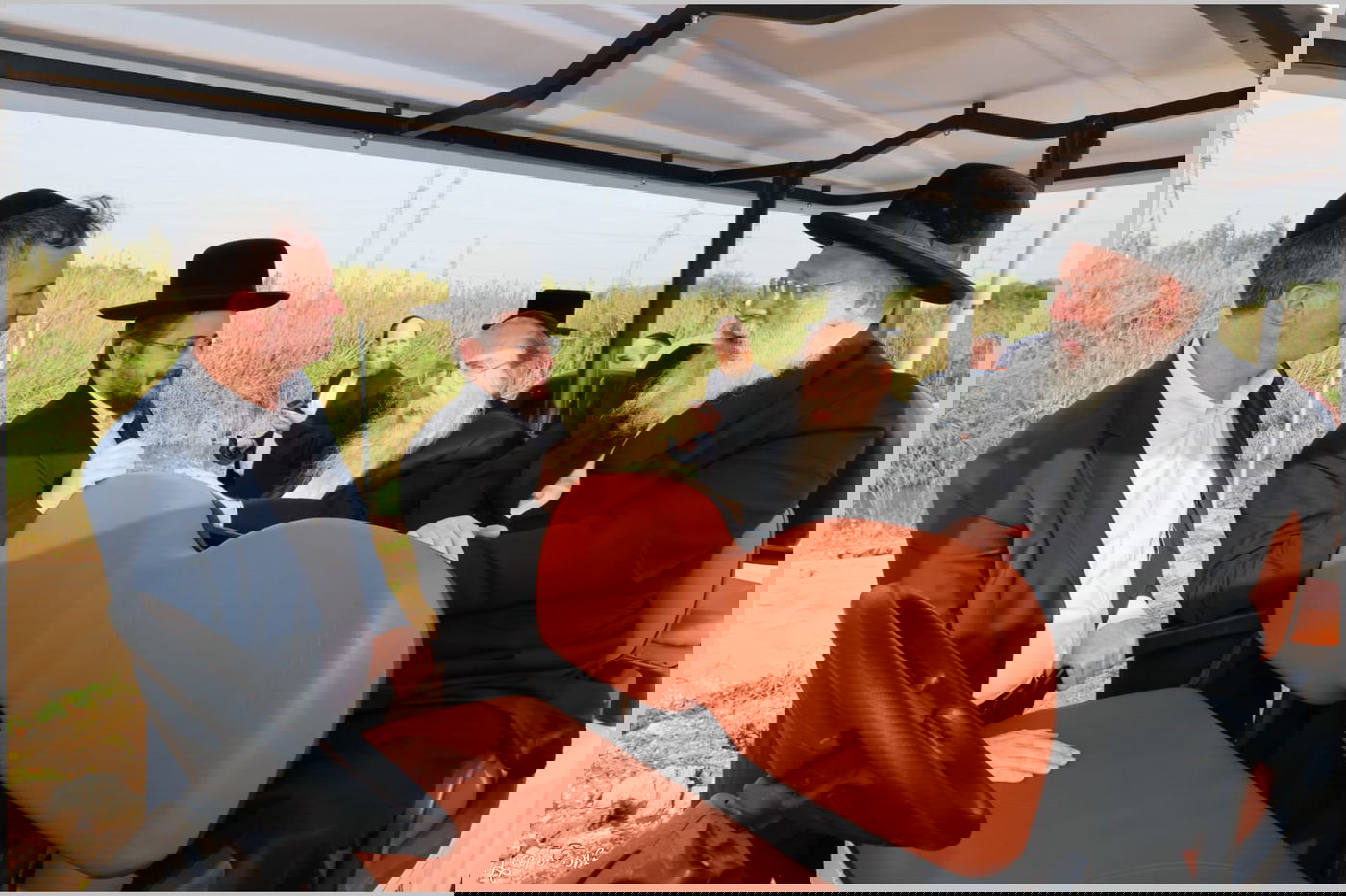 רבני בני ברק בסיור בפארק הענק בצפון העיר להקמת קו עירוב שבת