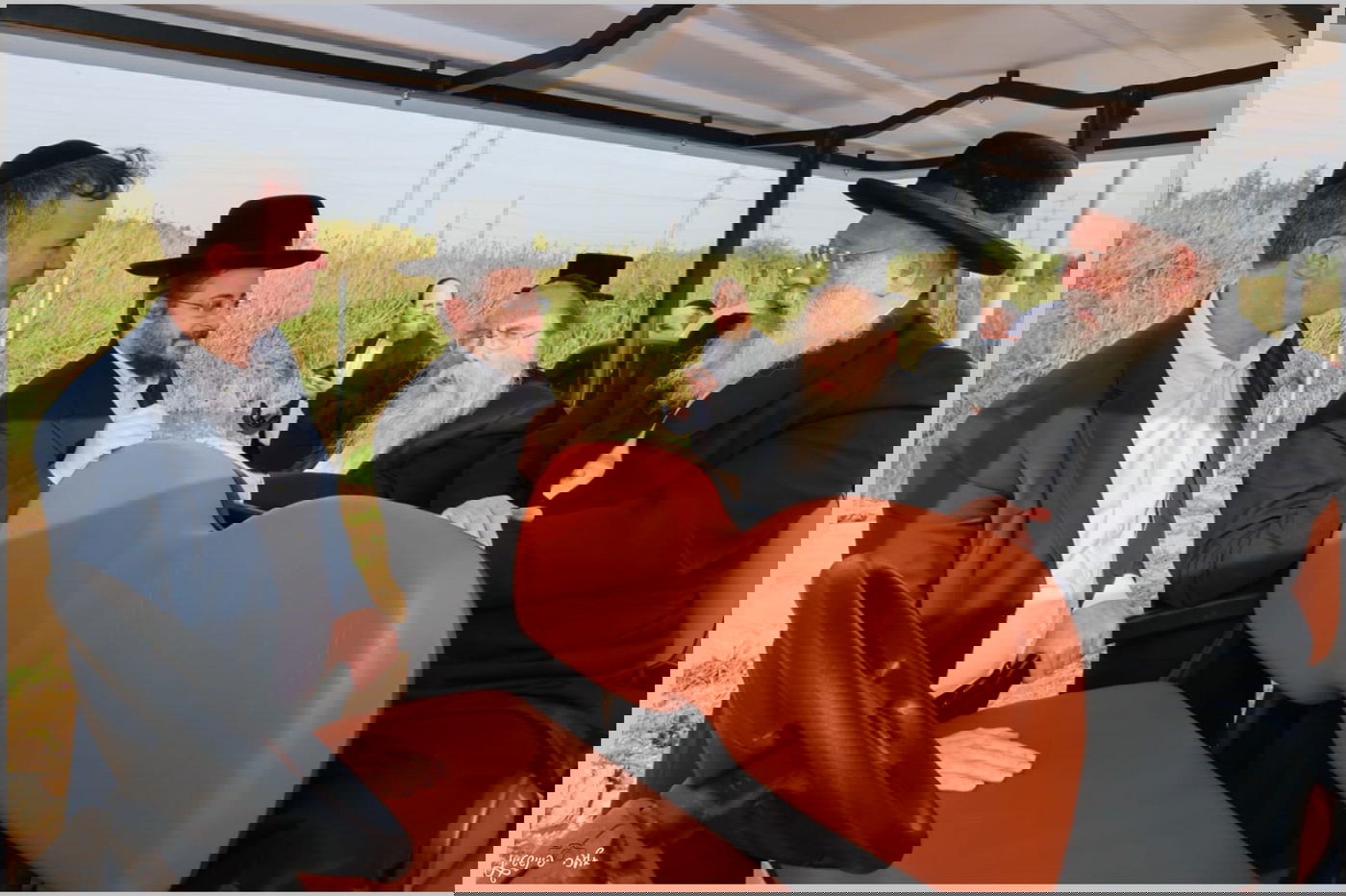 רבני בני ברק בסיור בפארק הענק בצפון העיר להקמת קו עירוב שבת