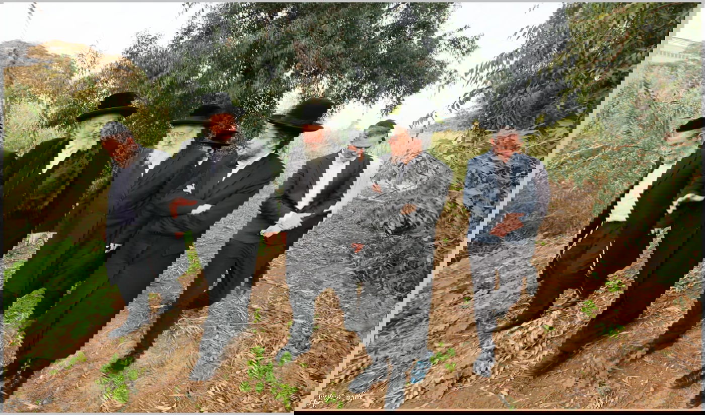 רבני בני ברק בסיור בפארק הענק בצפון העיר להקמת קו עירוב שבת