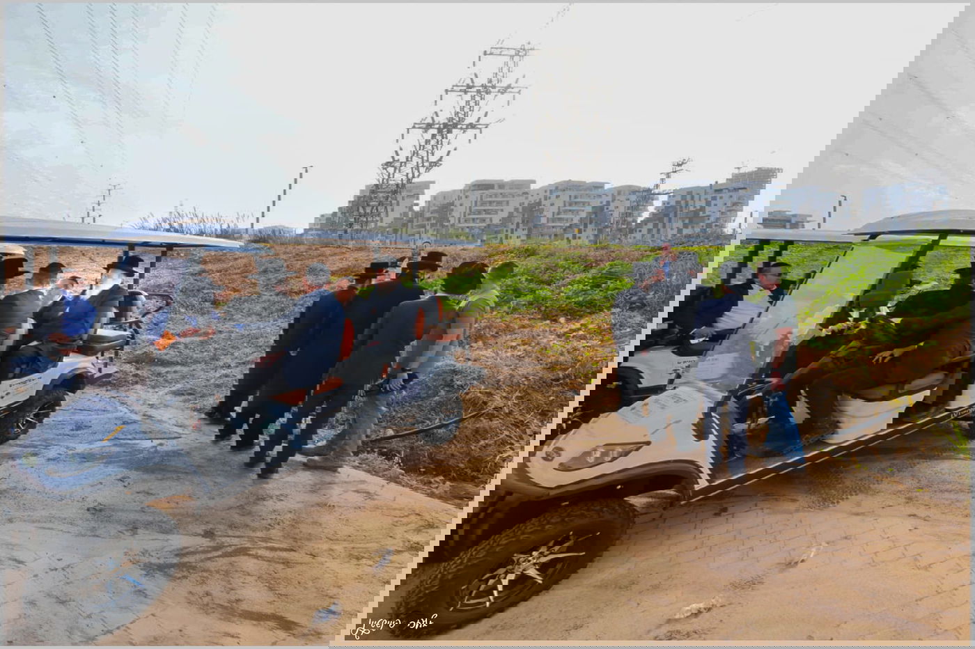 רבני בני ברק בסיור בפארק הענק בצפון העיר להקמת קו עירוב שבת