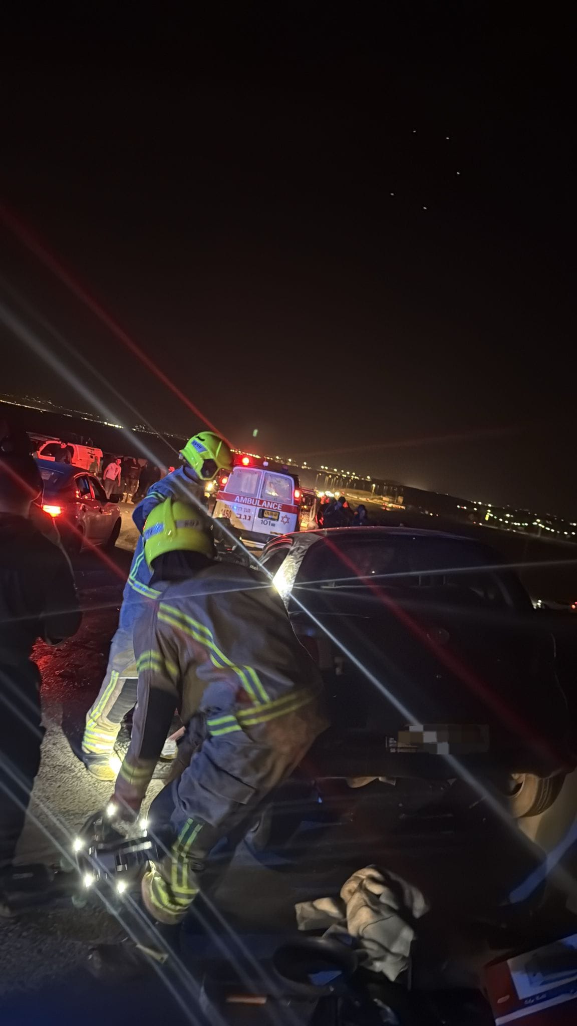 שני הרוגים בזירות מחרידות: "הרכבים התרסקו, מיניבוס ומשאית התנגשו"
