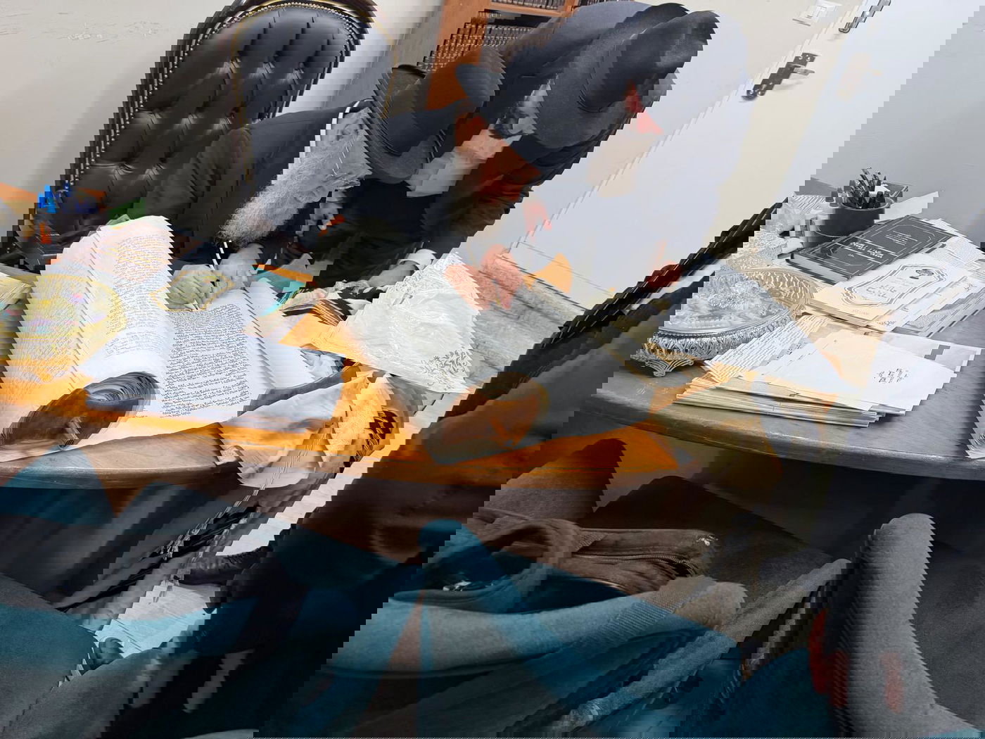 הכנסת ס"ת לחניכי הישיבות בטלז סטון