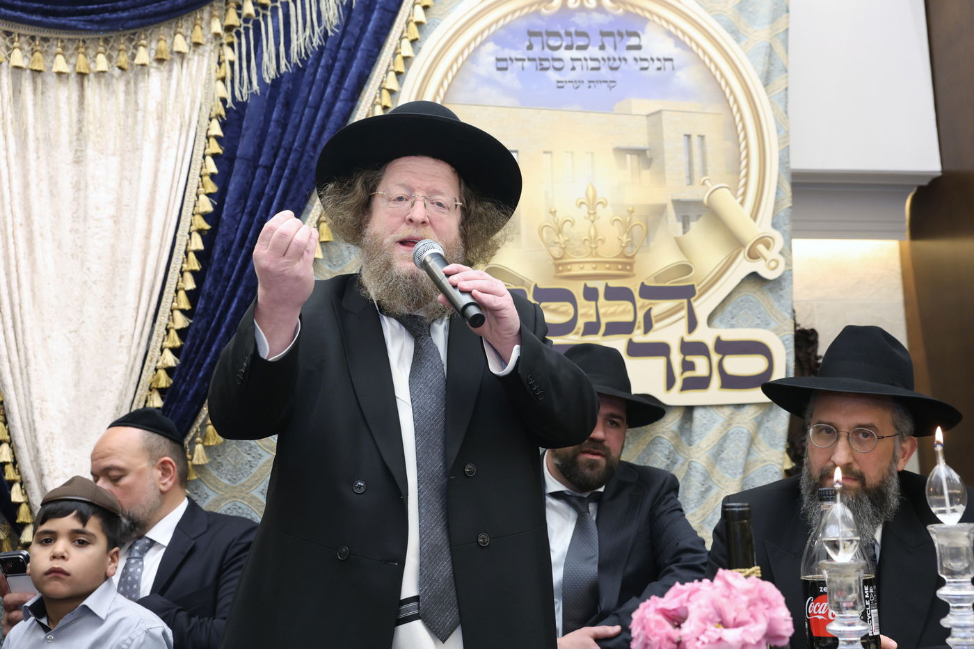 הכנסת ס"ת לחניכי הישיבות בטלז סטון