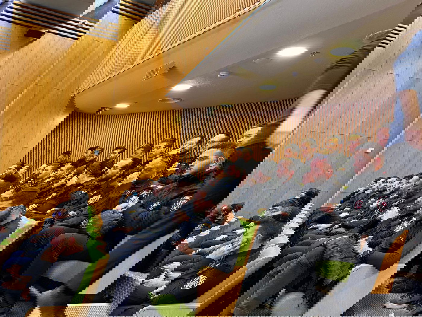 השוטרים החרדים בכנס ההצדעה