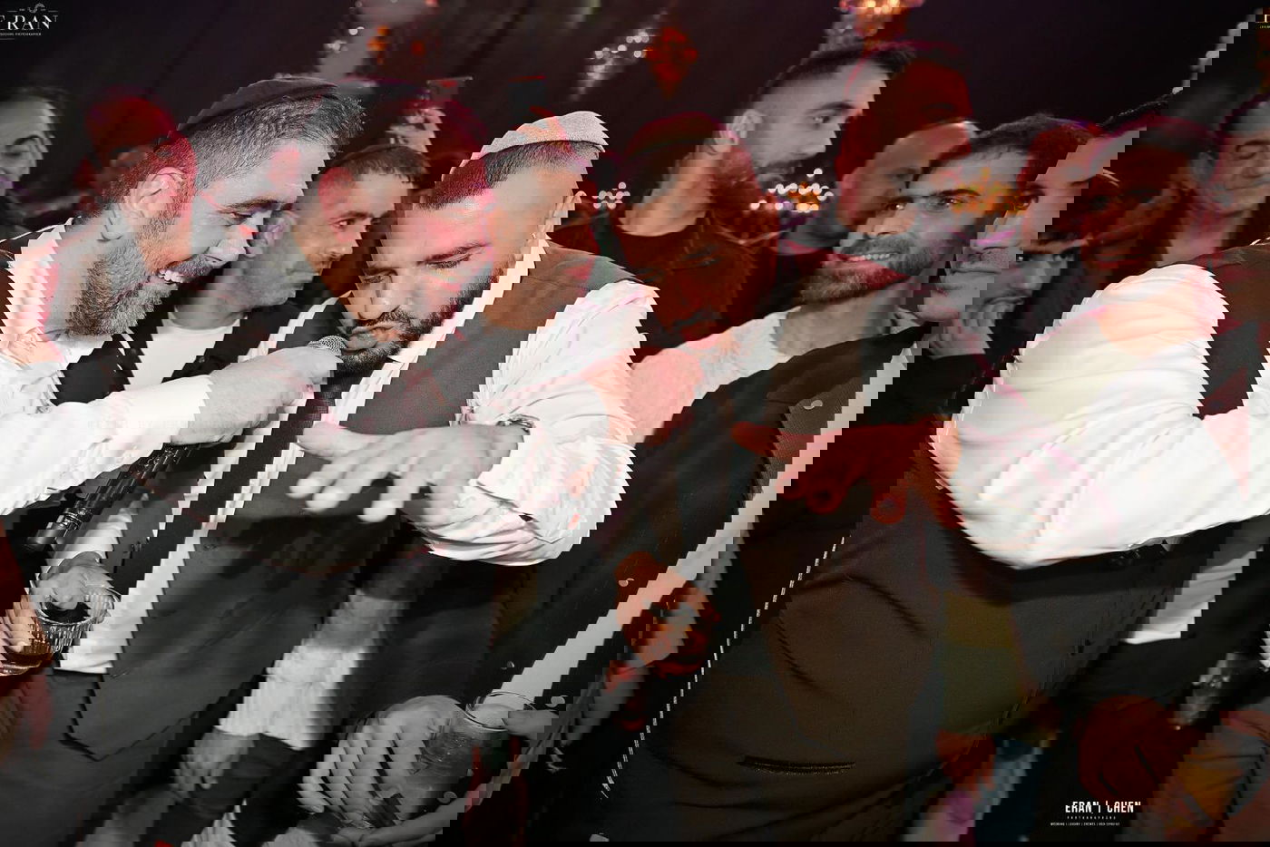 עם סעודת הילולה לרש"ש: כך חגג הזמר איתי לוי יום הולדת 38 | גלריה