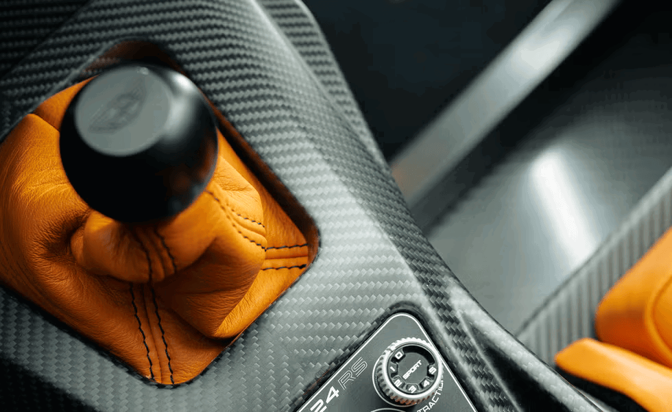 עיצוב מוקפד עם חומרים איכותיים