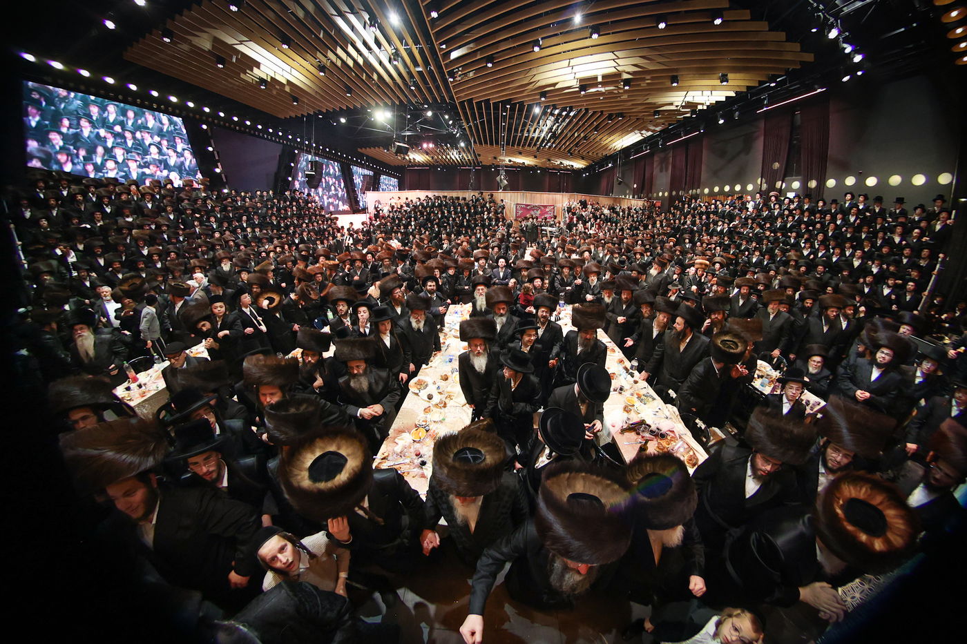 שמחת בית זוויעהיל - פינסק קרלין - טרעבישאן