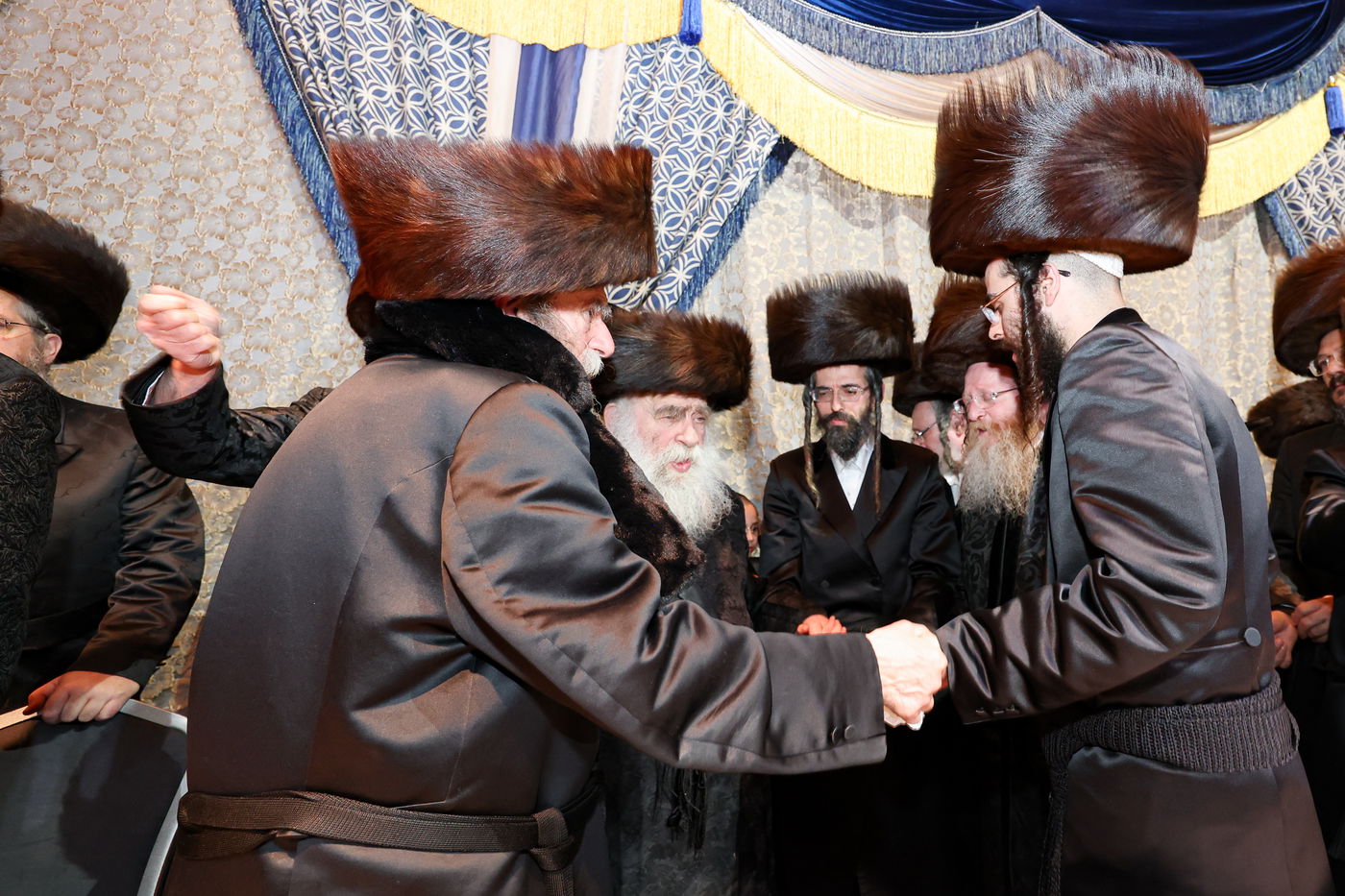 שמחת בית זוויעהיל - פינסק קרלין - טרעבישאן