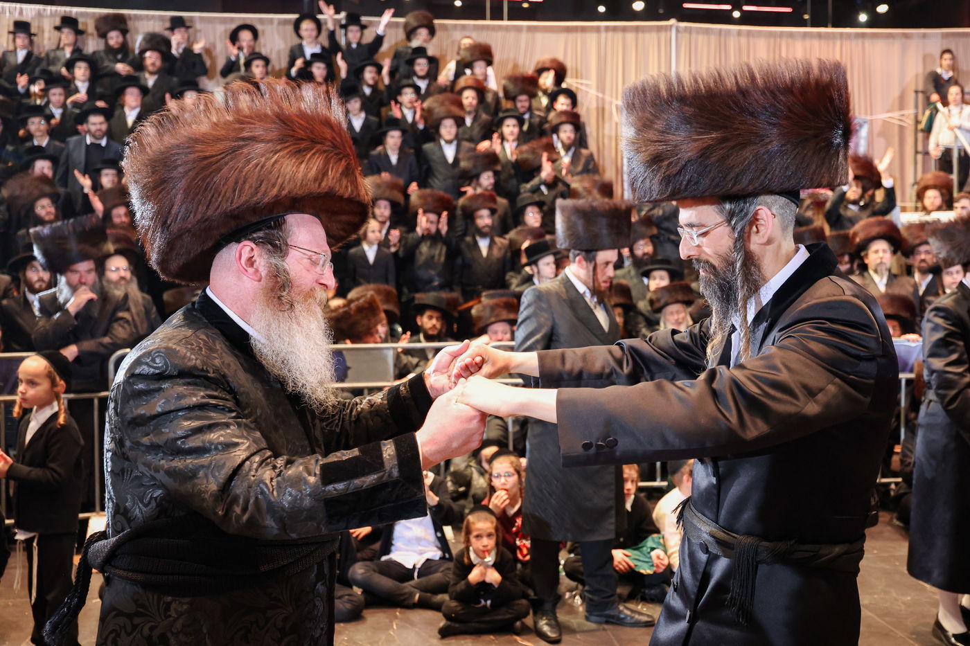 שמחת בית זוויעהיל - פינסק קרלין - טרעבישאן