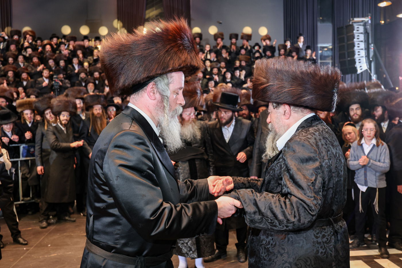 שמחת בית זוויעהיל - פינסק קרלין - טרעבישאן