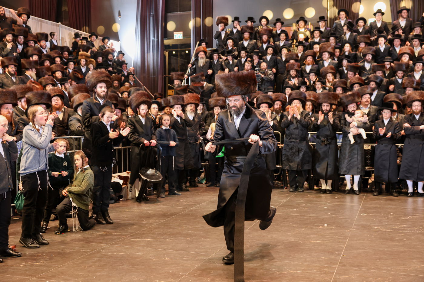 שמחת בית זוויעהיל - פינסק קרלין - טרעבישאן