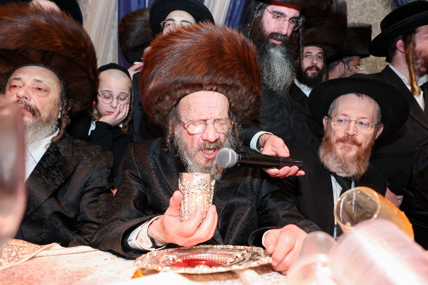 שמחת בית זוויעהיל - פינסק קרלין - טרעבישאן