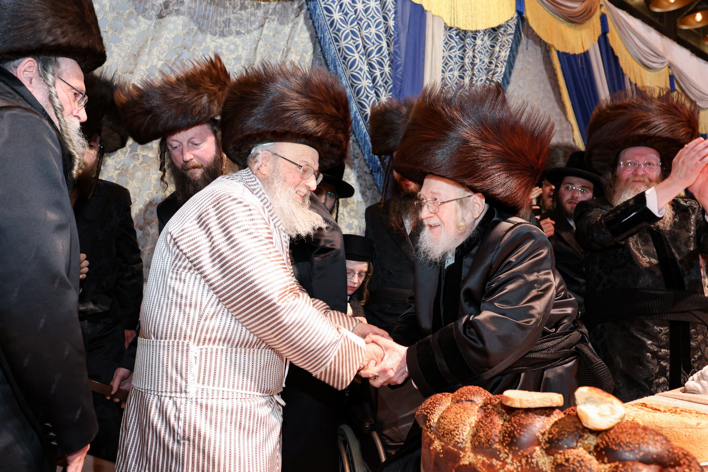 שמחת בית זוויעהיל - פינסק קרלין - טרעבישאן