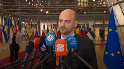 שר החוץ הצרפתי ז'אן נואל בארו בבריסל