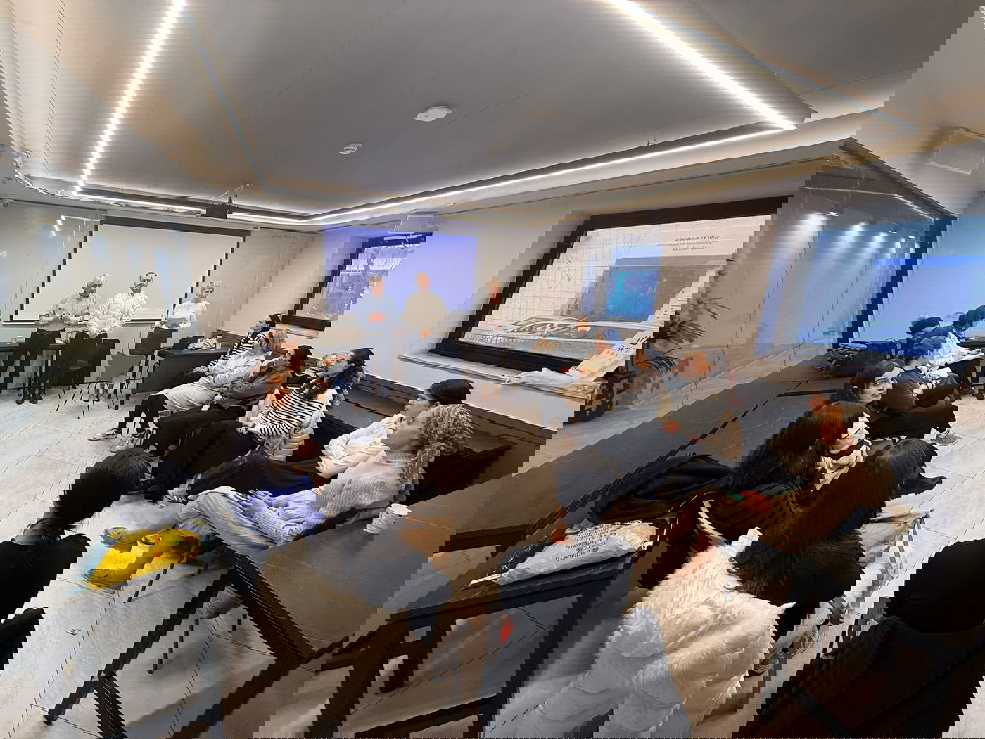 רבני הקהילה החרדית בחיפה בסיור בביה"ח כרמל מקבוצת כללית