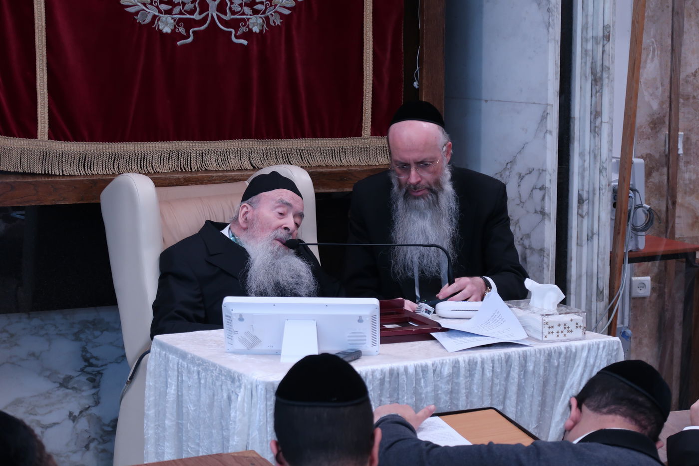 הגאון רבי יהודה עדס בישיבת 'קול יעקב'