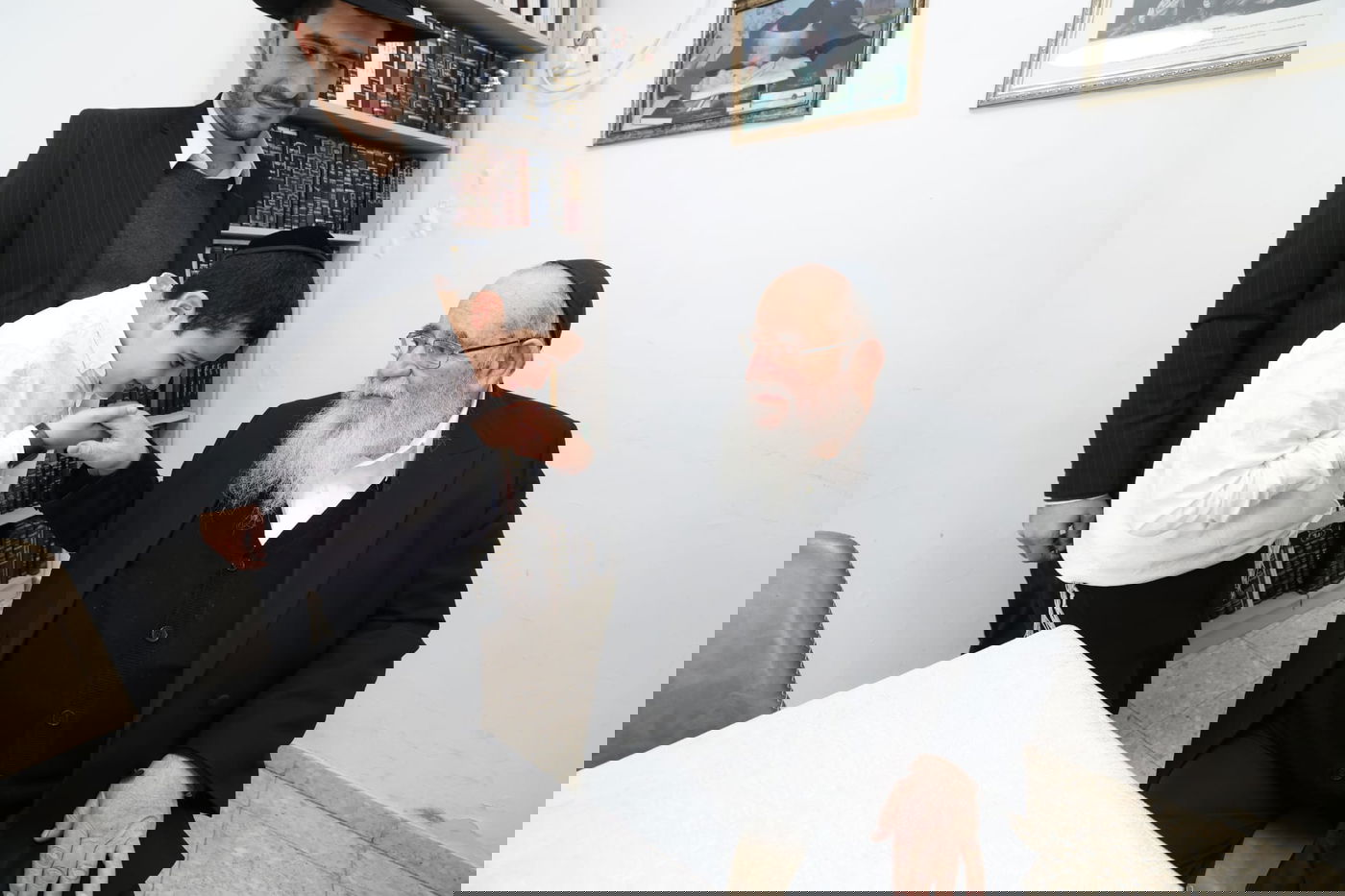 תלמידי חזון מאיר ובית ישראל במעונם של גדולי ישראל