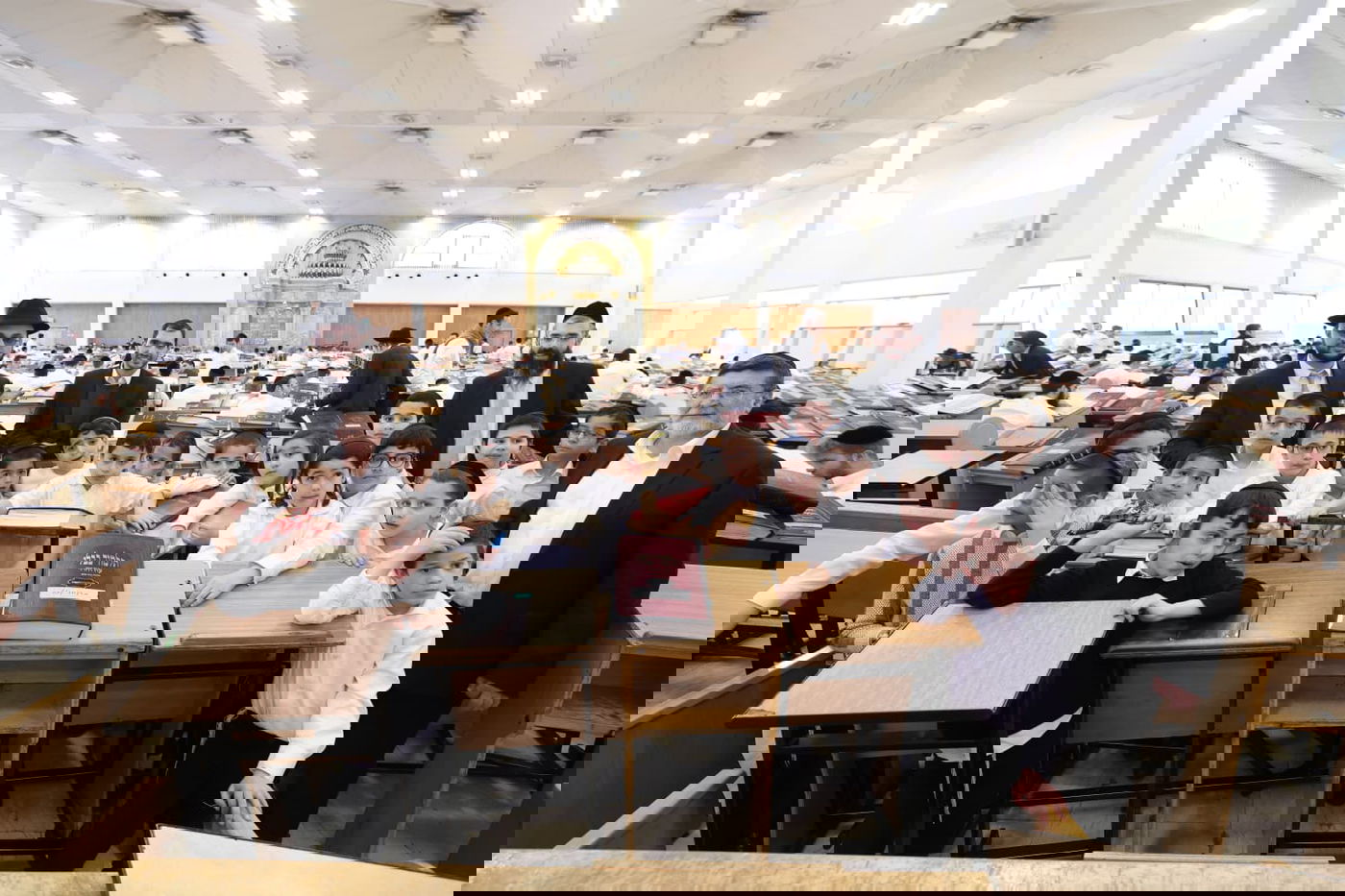 תלמידי חזון מאיר ובית ישראל במעונם של גדולי ישראל