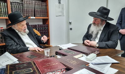 הרב בירנצוויג בשו"ת עם המנהיג הגרמ"ה הירש