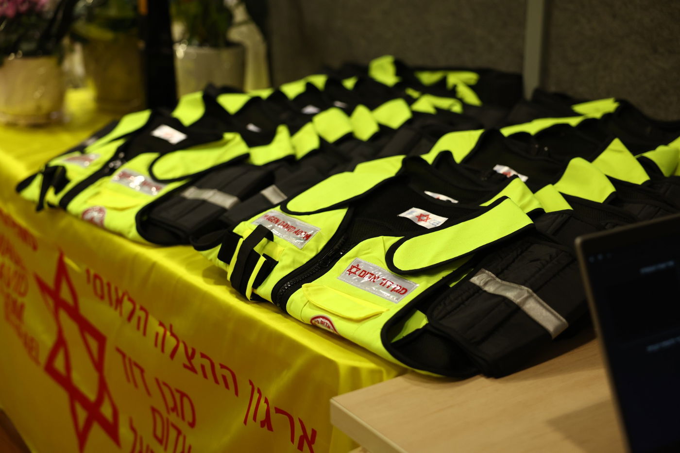 טקס סיום חובשות במד"א של נשים חרדיות