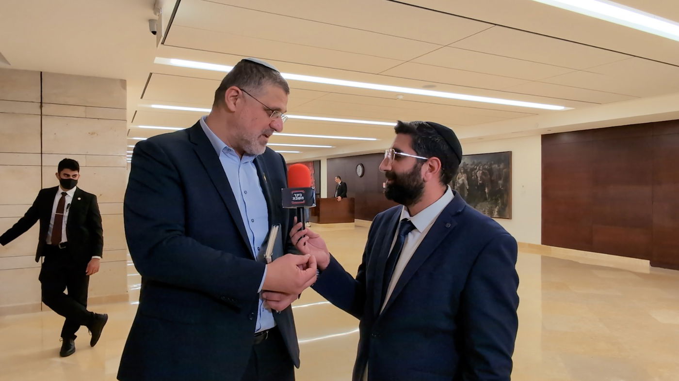 חה"כ בוארון