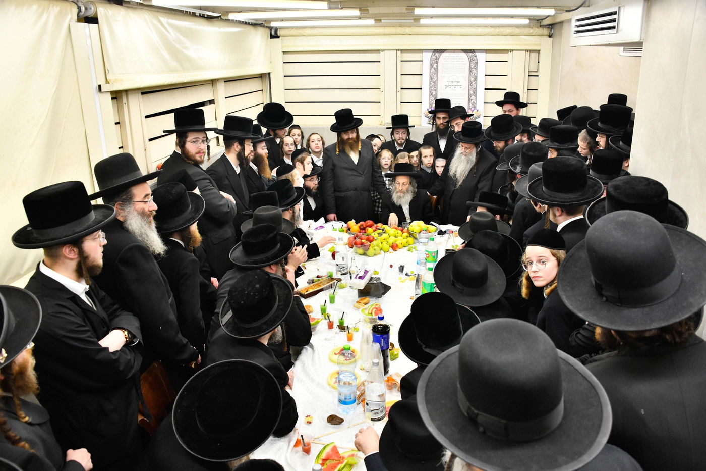 הרה"צ רבי אלימלך בידרמן בטיש ט"ו בשבט