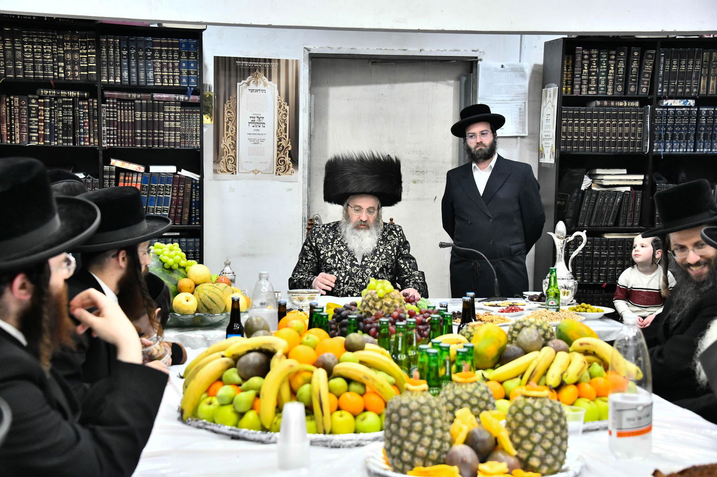 האדמו"ר מזוטשקא אמסנא בטיש ט"ו בשבט