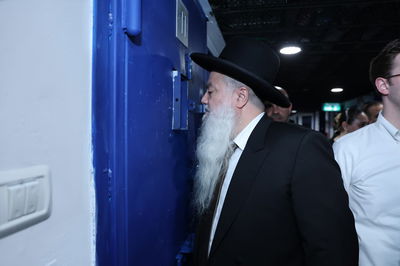 הרב יגאל כהן בבית הסוהר