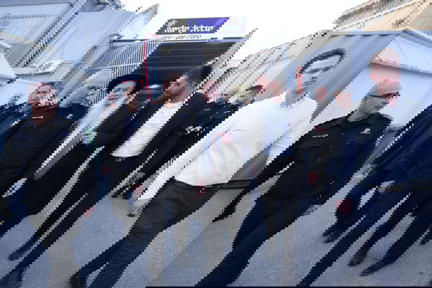 הרב יגאל כהן בבית הסוהר