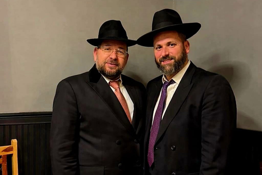 עם הרב סידה רגע לפני החופה המשותפת